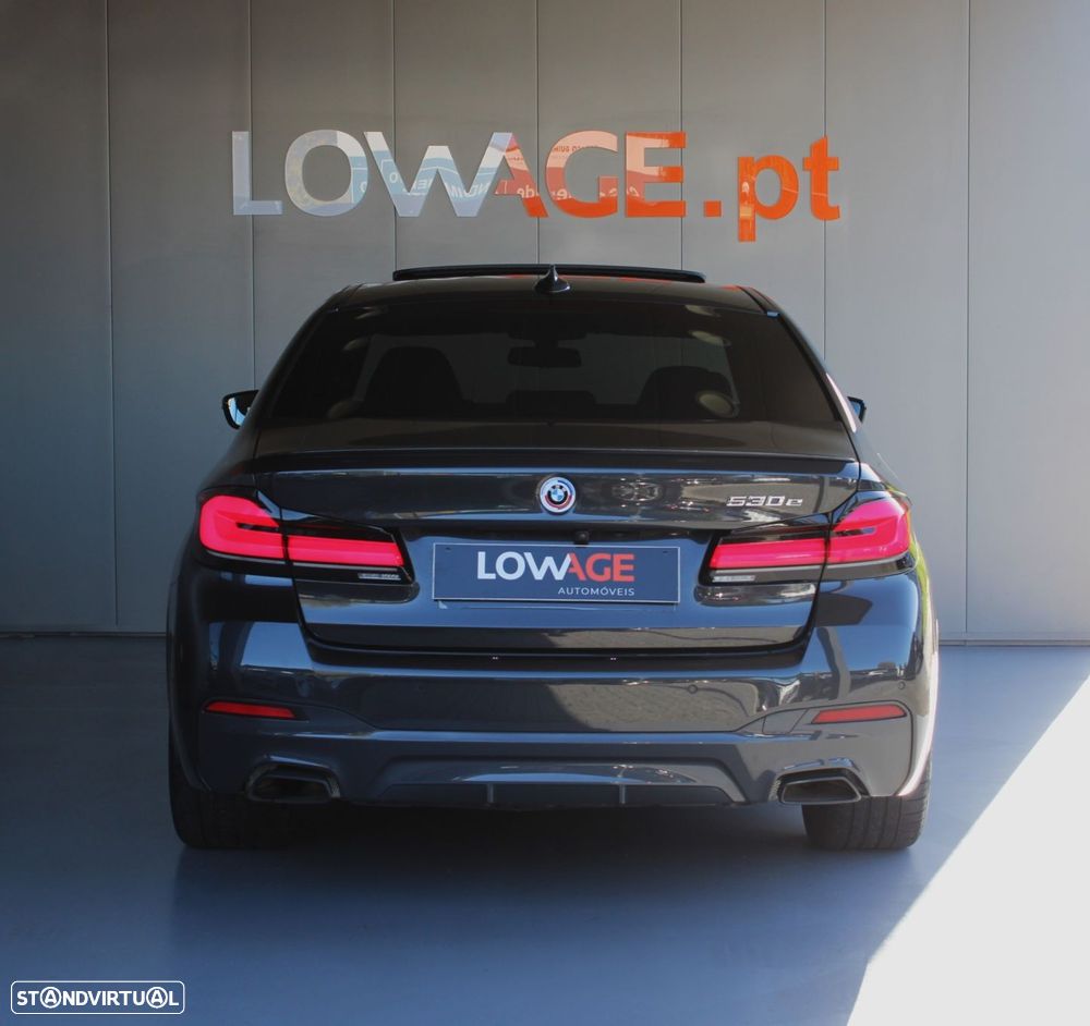 BMW 530 e Pack 50 anos M - 11