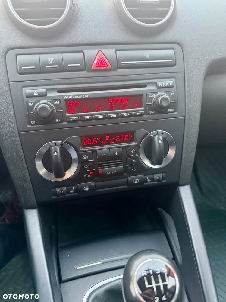 Audi A3 Sportback 1.6 Ambition - 11