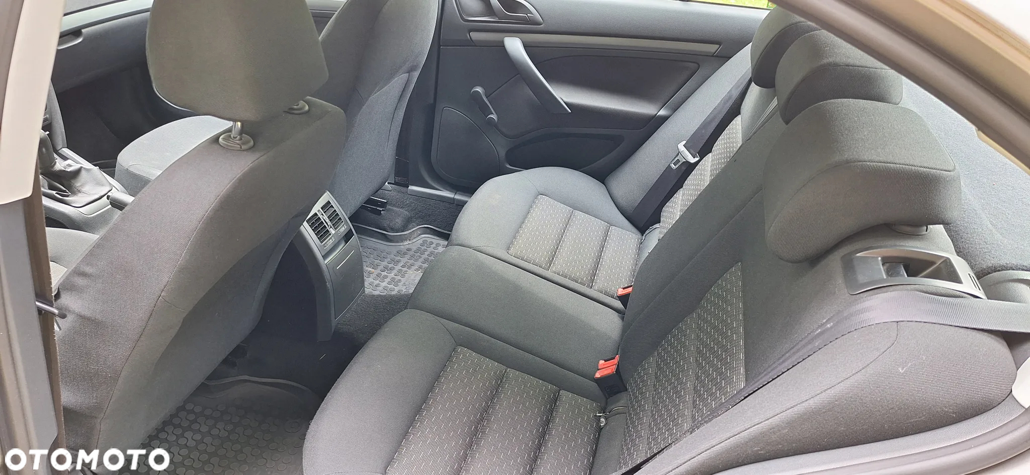 Skoda Octavia 1.6 Tour - 5
