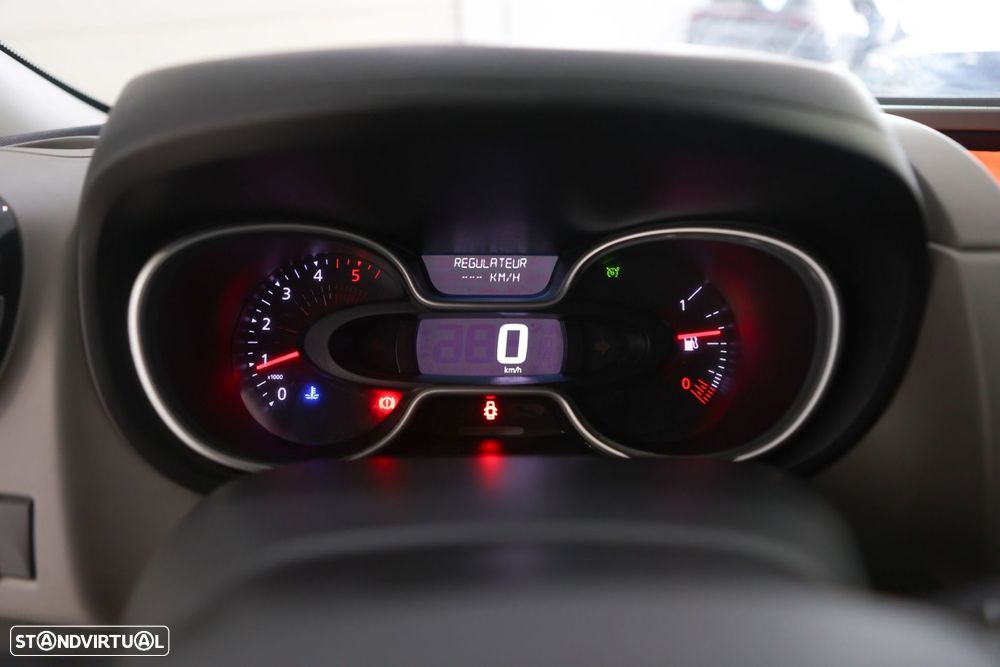 Renault Trafic 1.6 dCi L1H1 1.0T - 11