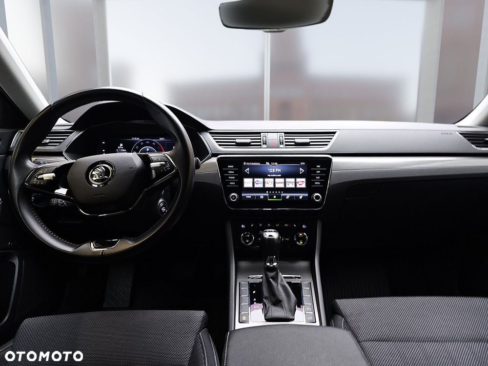 Skoda Superb 2.0 TDI SCR Style DSG - 6