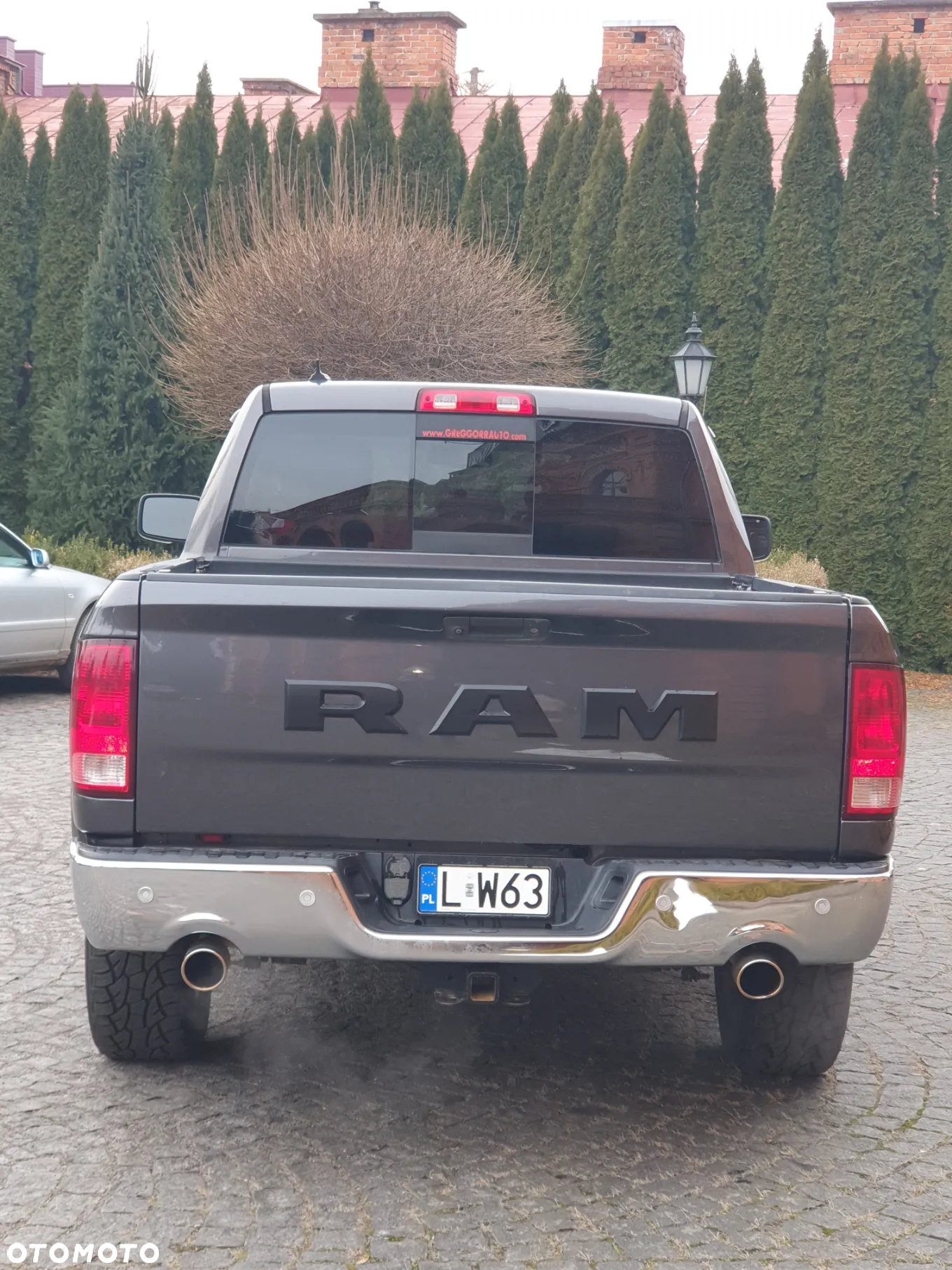 Dodge RAM 1500 5.7 4x4 - 12