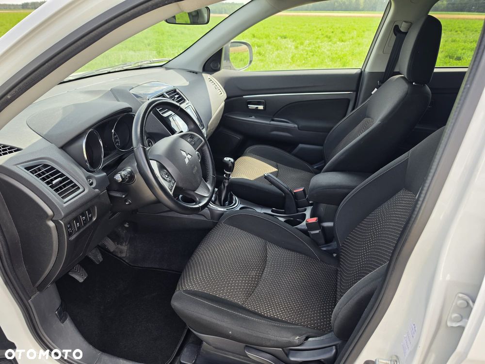 Mitsubishi ASX 1.8 DID Instyle NAVI AS&G - 12