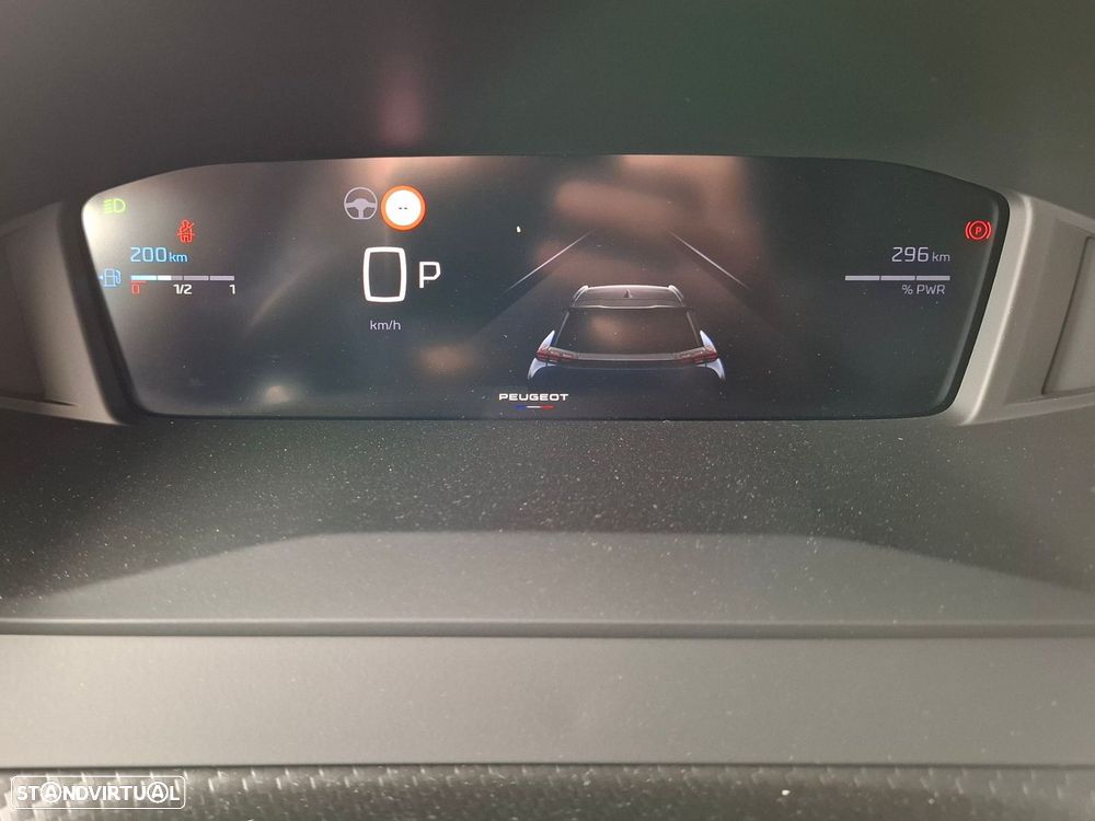 Peugeot 2008 1.2 PureTech Allure - 14