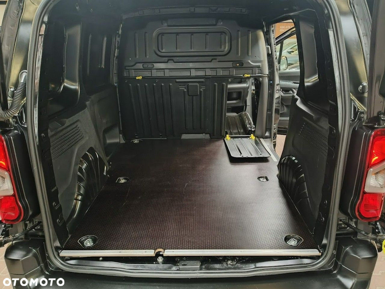 Toyota Proace City - 10