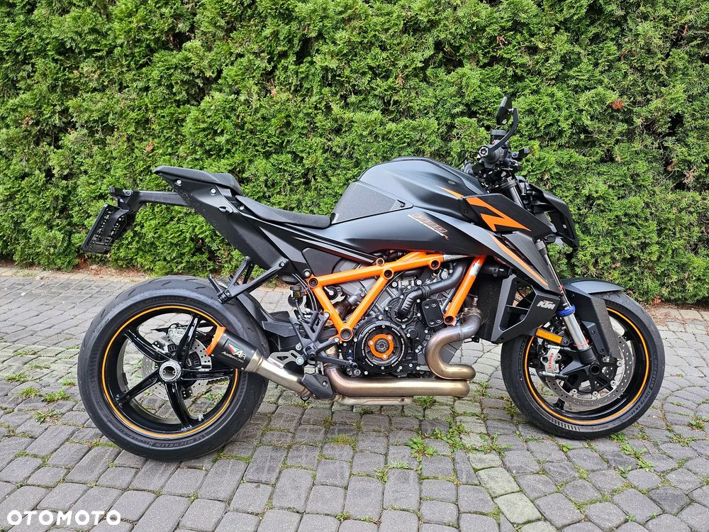 KTM Super Duke 1350 - 4