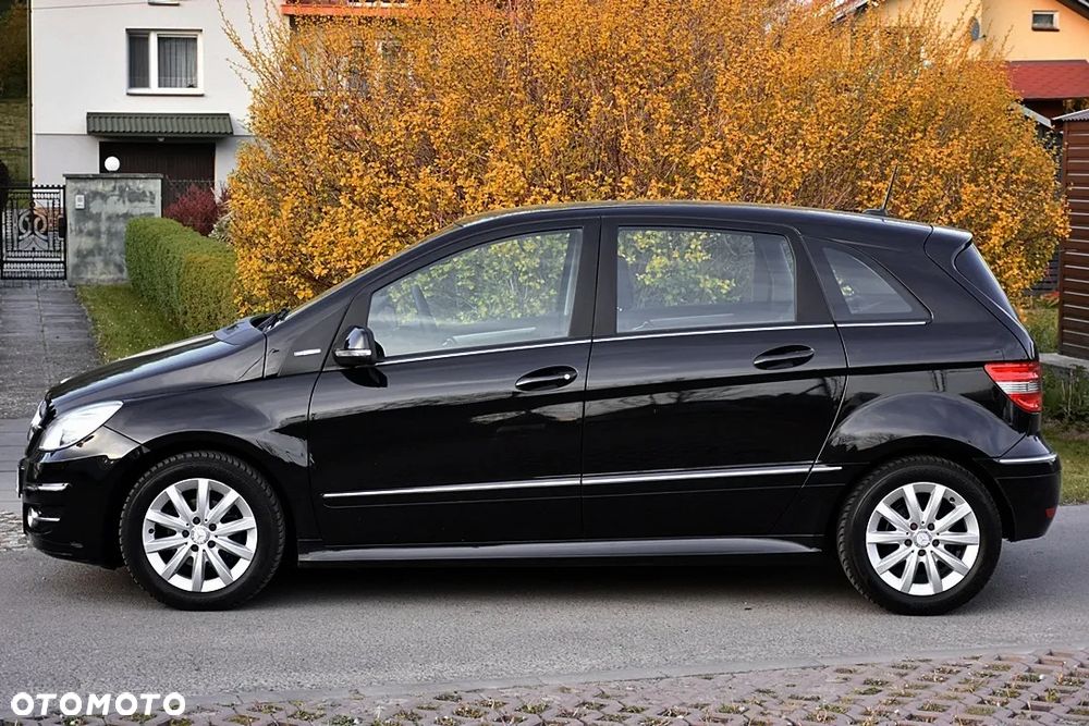 Mercedes-Benz Klasa B 180 BlueEFFICIENCY SPORT EDITION - 14