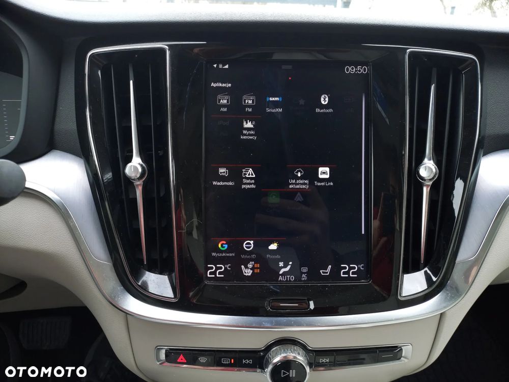 Volvo S60 T5 Momentum Pro - 23