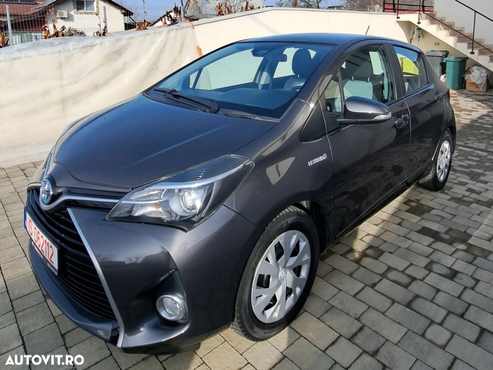 Toyota Yaris - 4