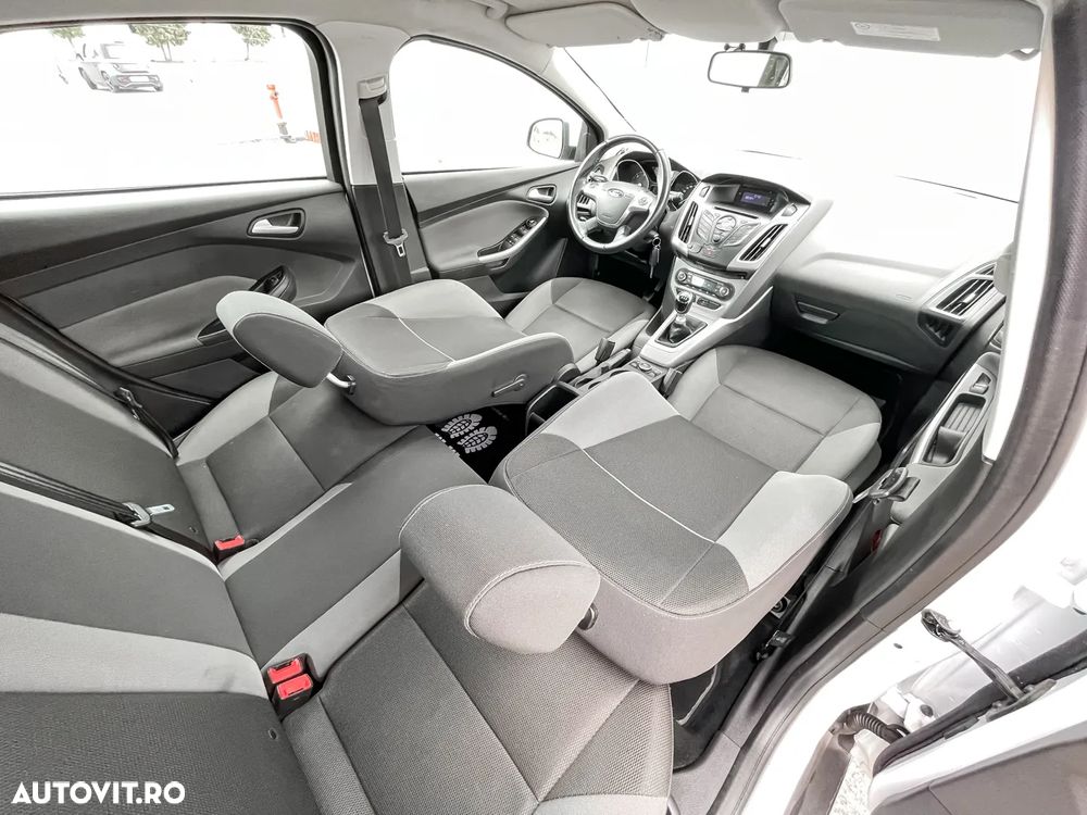 Ford Focus - 5