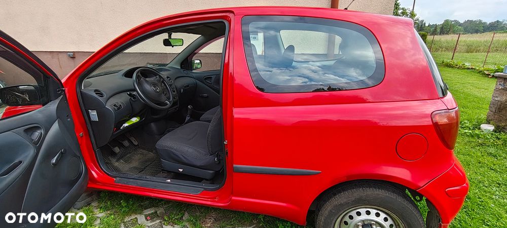 Toyota Yaris 1.0 Base - 3