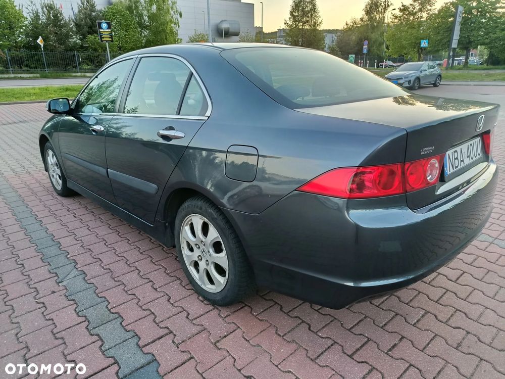 Honda Accord 2.0 Executive - 2