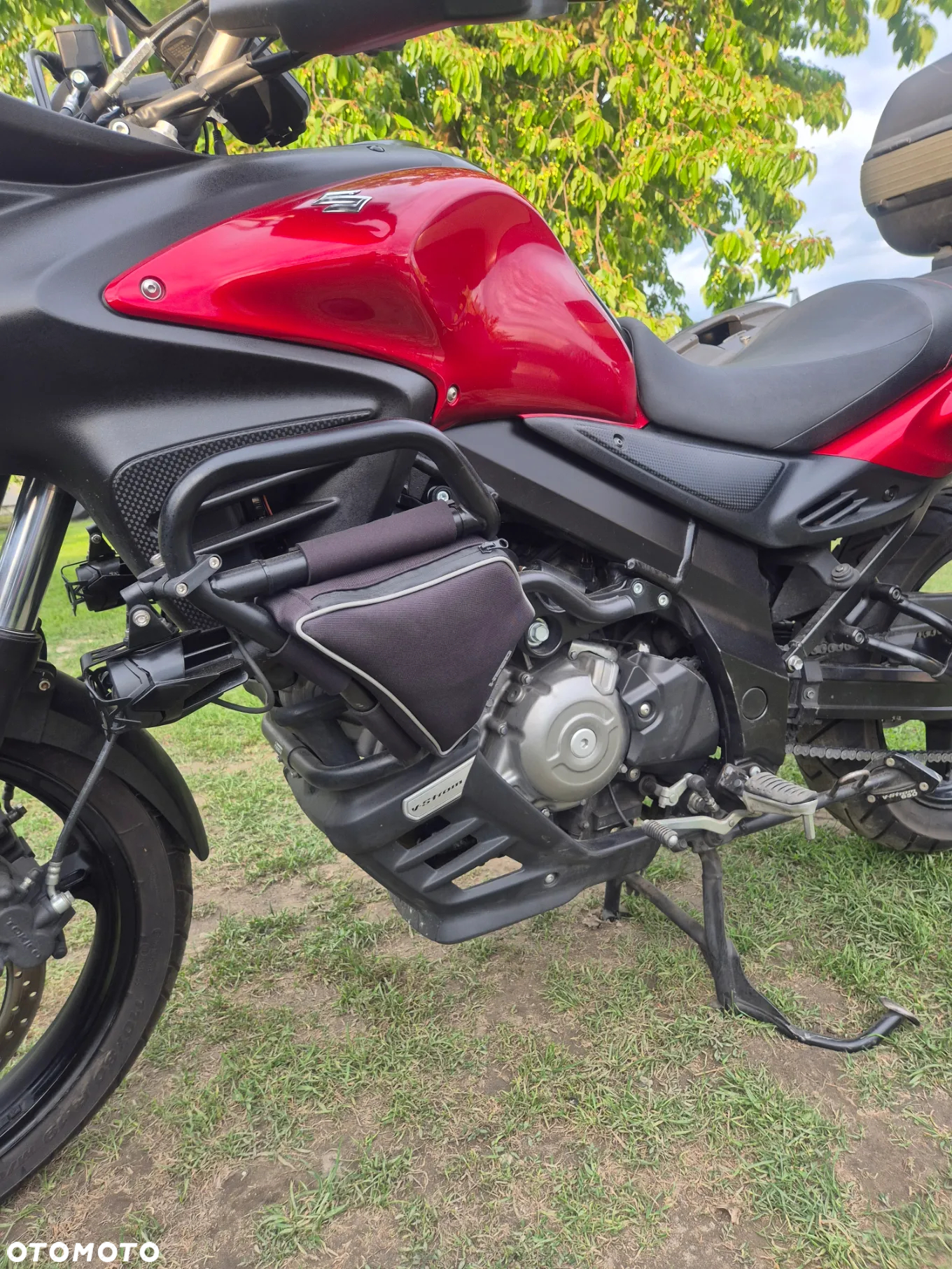 Suzuki V-STROM - 24
