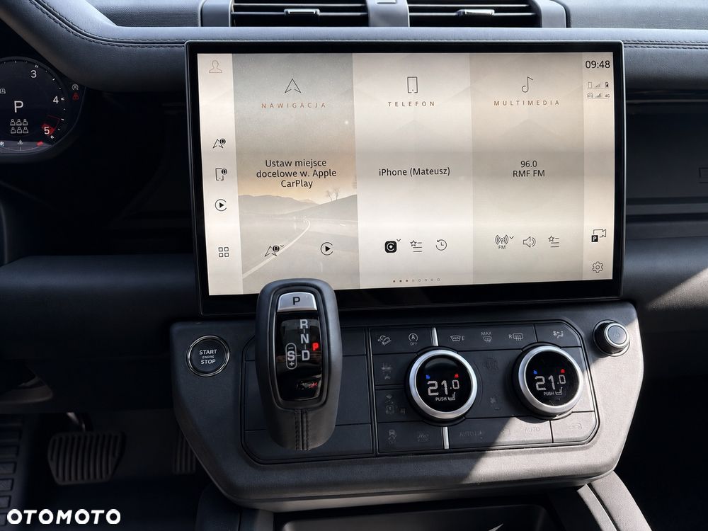 Land Rover Defender 130 D250 X-Dynamic SE - 8