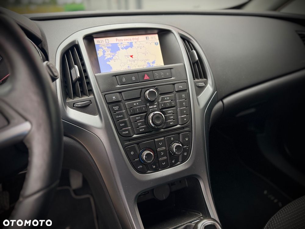Opel Astra 1.6 Turbo Sport - 13