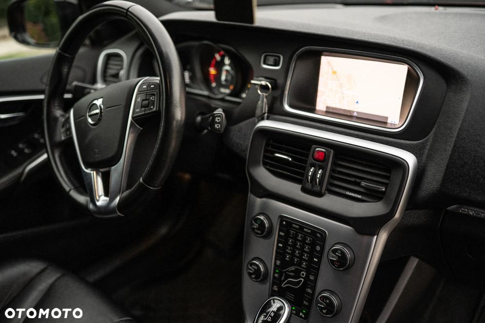 Volvo V40 2018