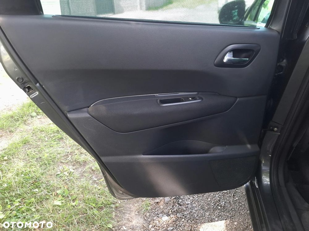 Peugeot 5008 1.6 HDi Premium - 25