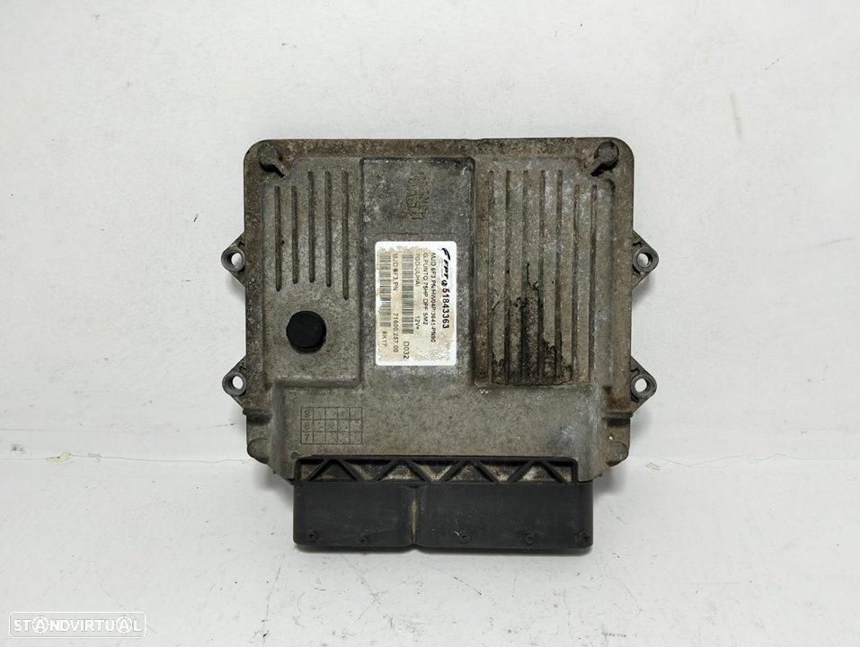 CENTRALINA DO MOTOR UCE FIAT GRANDE PUNTO 199 - 1