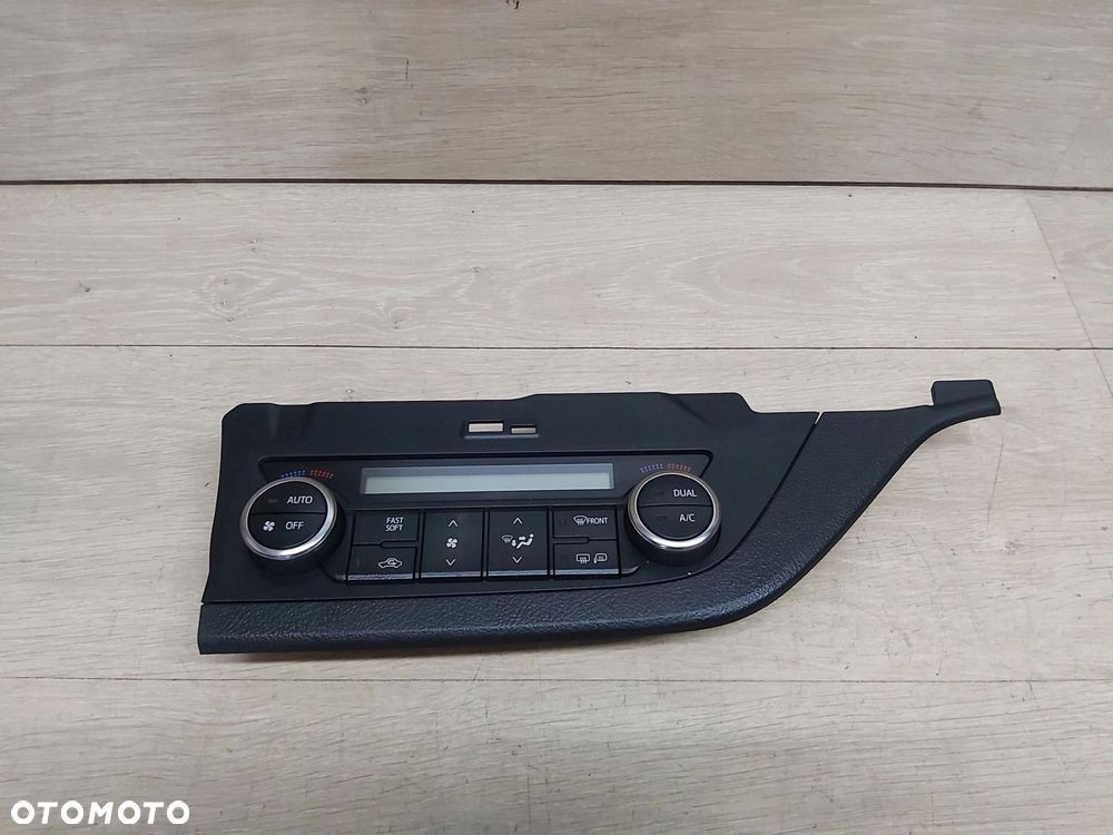 Toyota Auris II panel nawiewu klimatyzacji - 13
