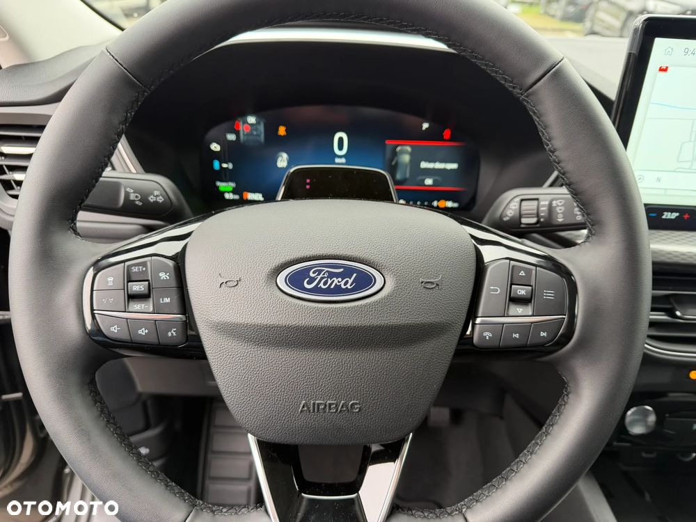 Ford Kuga 2.5 FHEV AWD Titanium eCVT - 34