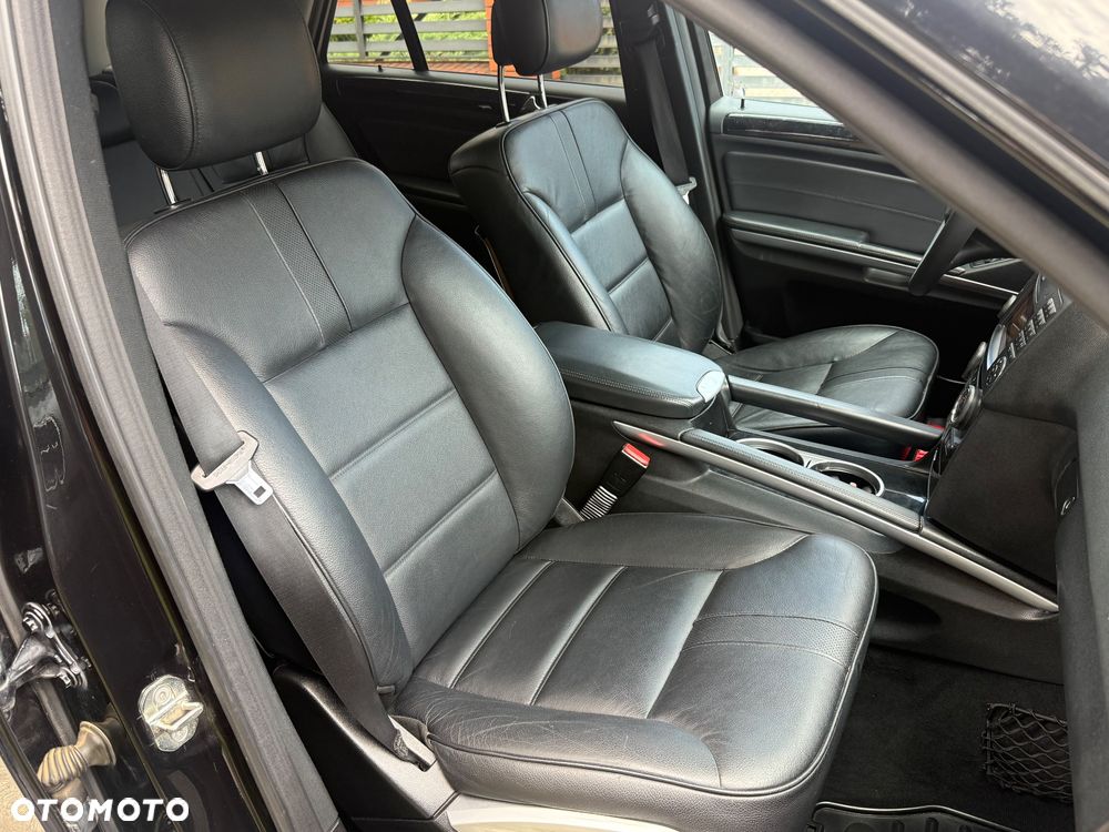 Mercedes-Benz ML - 22