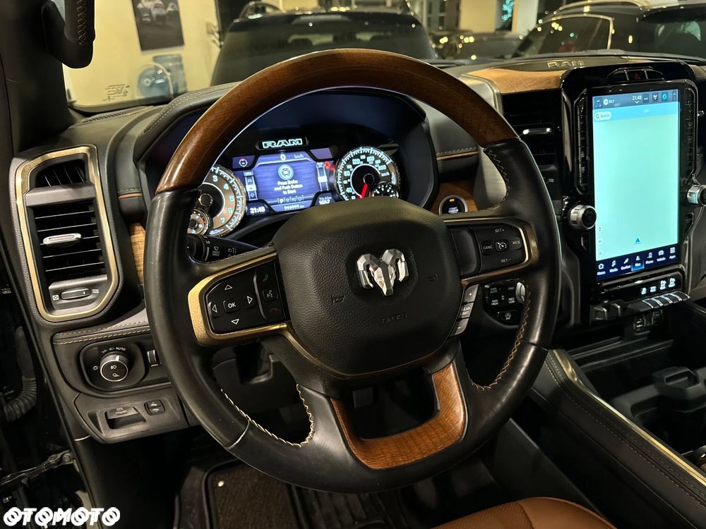 RAM 1500 Crew Cab Longhorn - 27