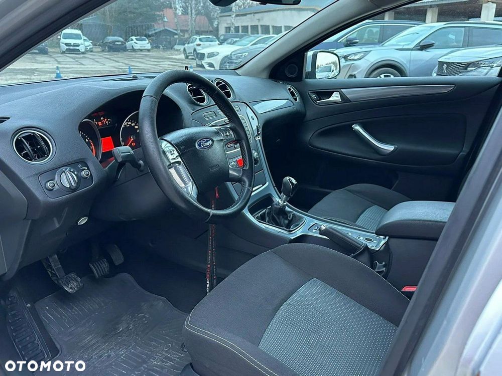 Ford Mondeo 1.6 T Ambiente - 7