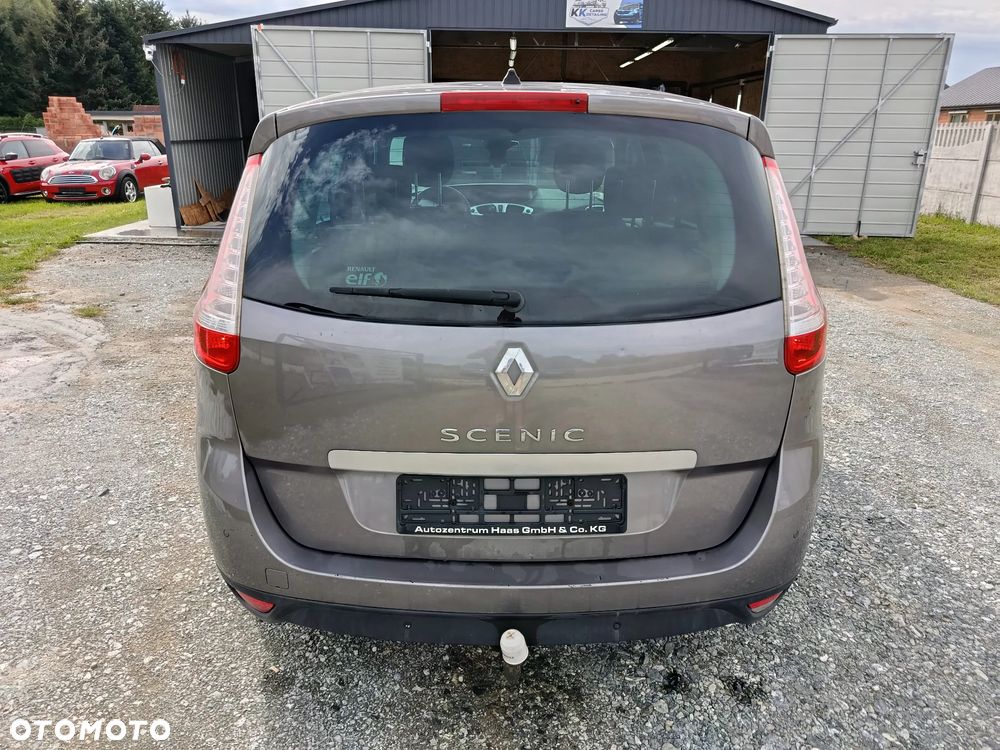 Renault Scenic - 8