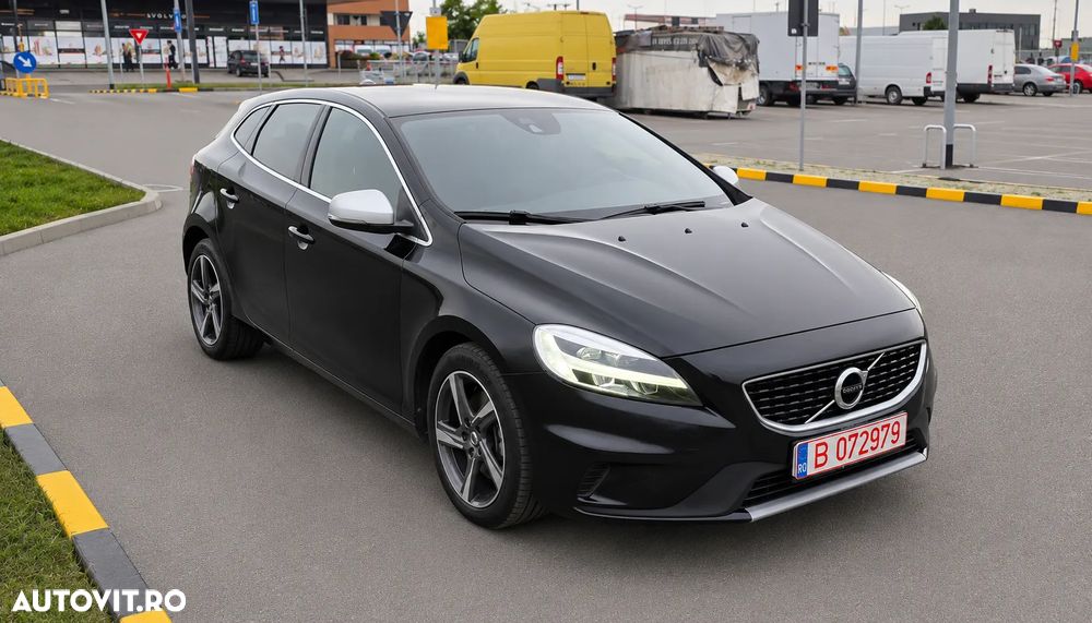 Volvo V40 D3 Geartronic RDesign - 2