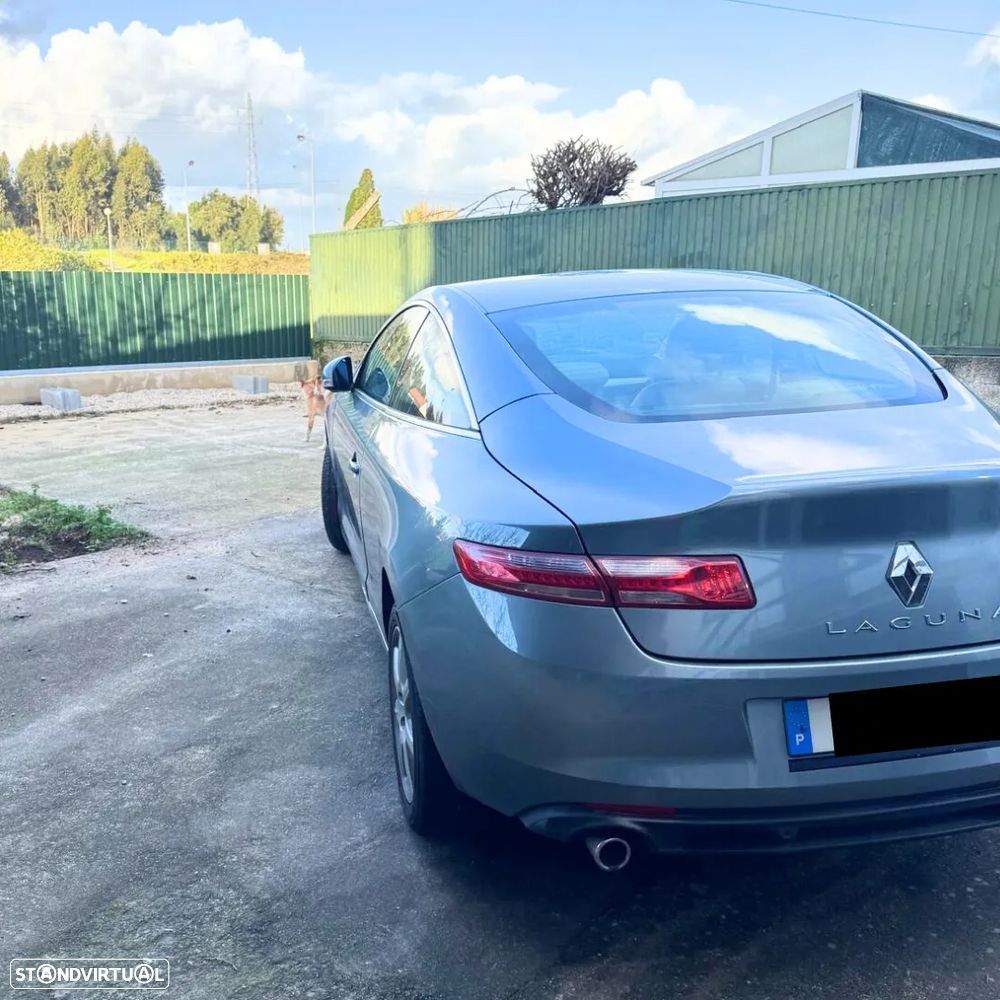 Renault Laguna Coupe - 2
