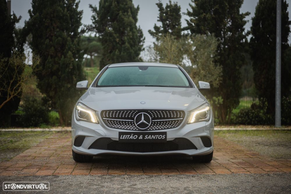 Mercedes-Benz CLA 220 CDI 7G-DCT Urban - 4