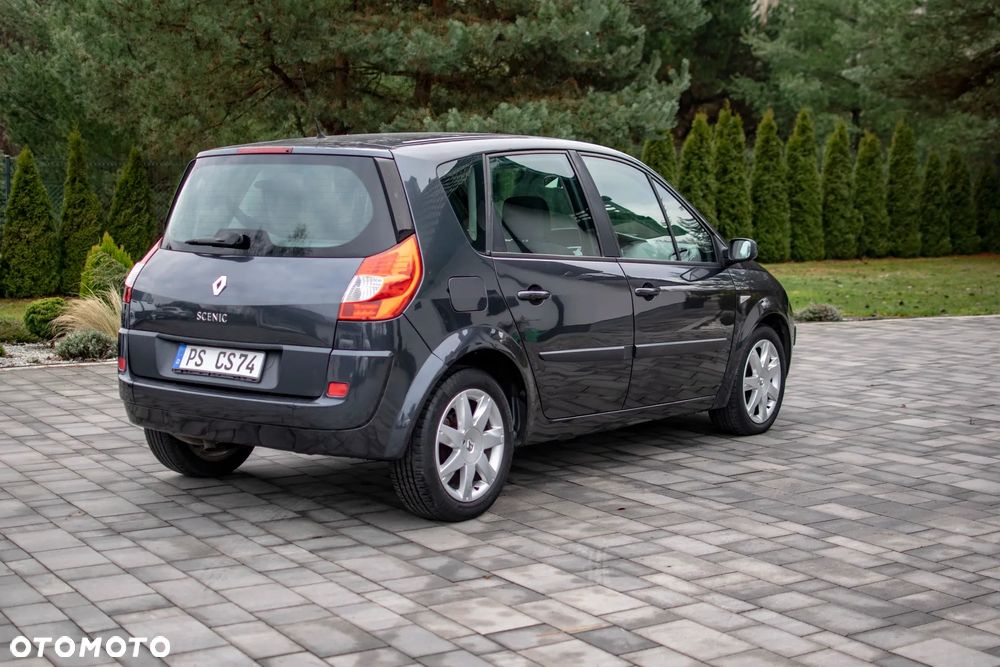 Renault Scenic - 22