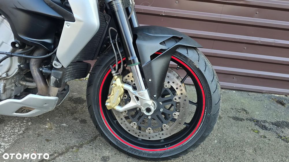 MV AGUSTA Brutale - 9