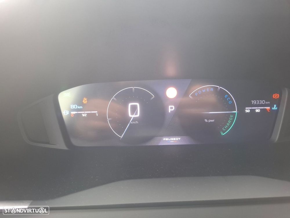 Peugeot 2008 1.2 Hybrid Allure e-DCS6 - 16
