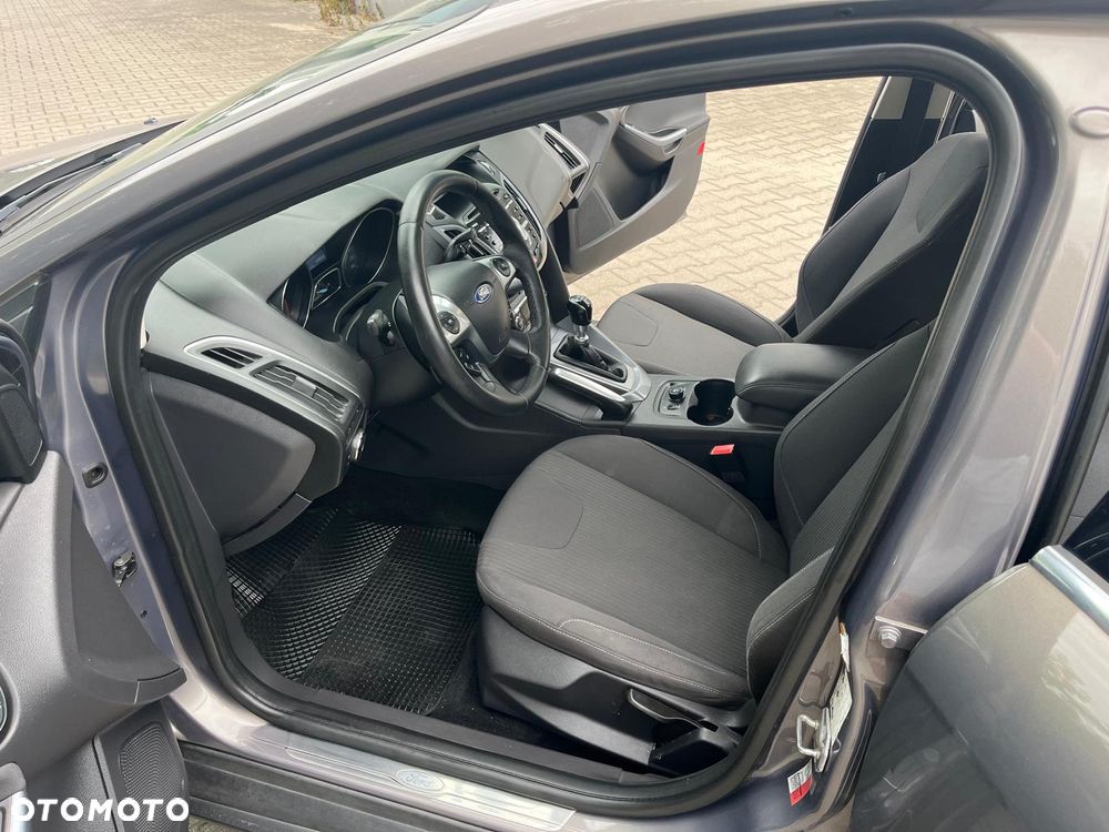 Ford Focus 1.6 TDCi DPF Titanium - 10