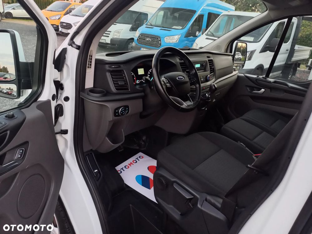 Ford Transit Custom - 16