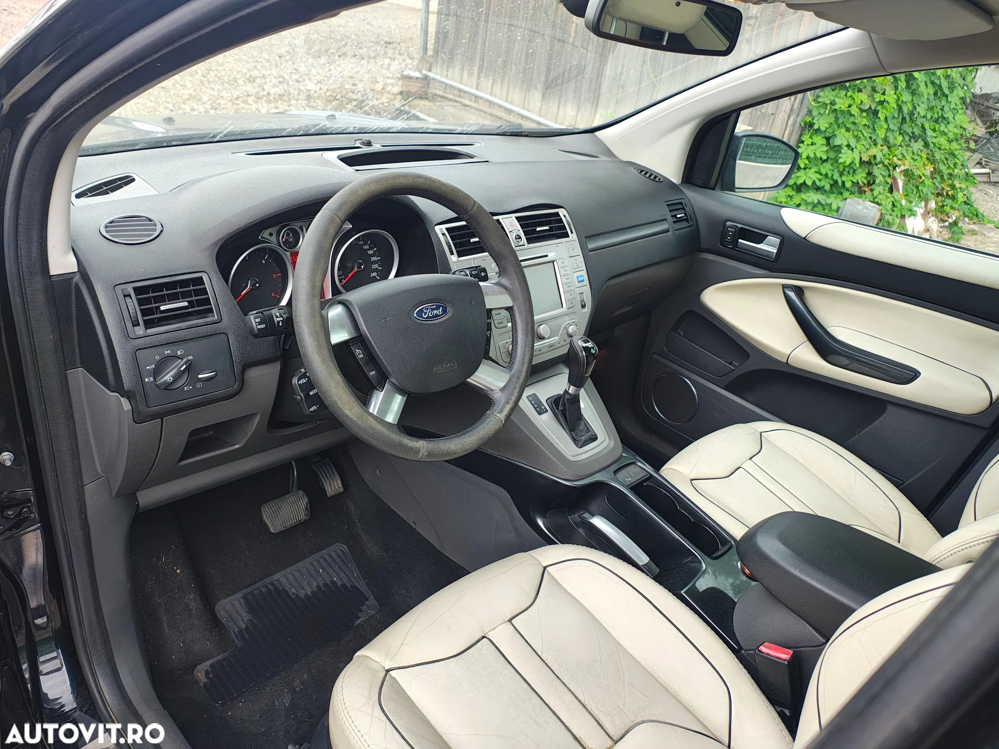 Ford Kuga 2.0 TDCi 4x4 Aut. Champions Edition - 7