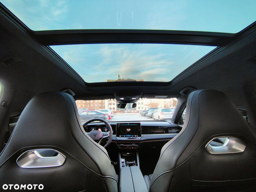 Volkswagen Passat - 28