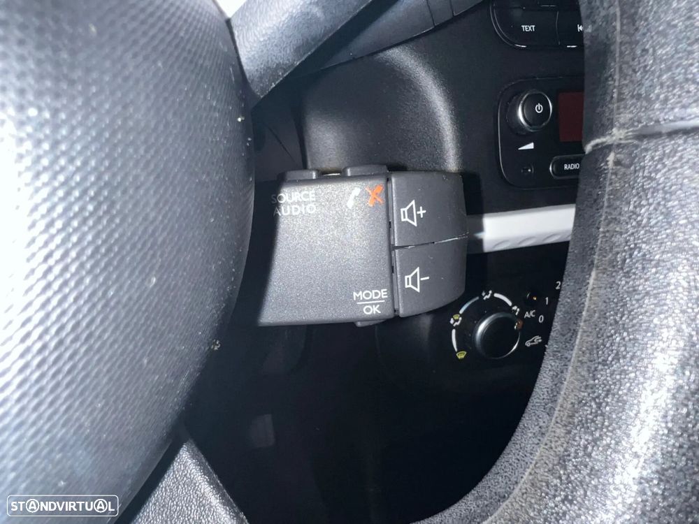 Renault Twingo 1.0 SCe Limited - 12
