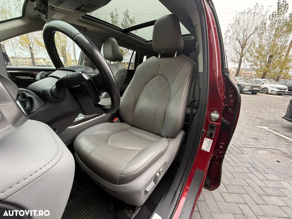 Toyota Highlander 2.5 L Dynamic Force 248CP Luxury Pearly - 16