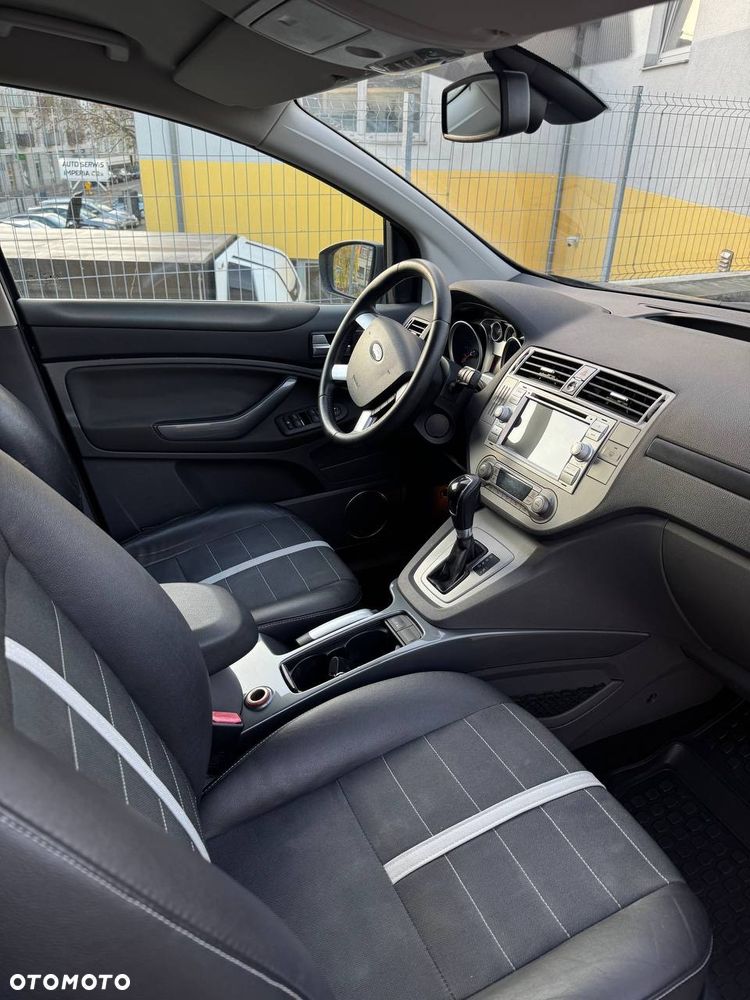 Ford Kuga 2.0 TDCi 4x4 Titanium - 6