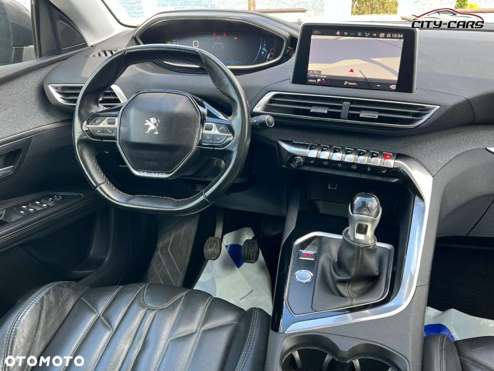 Peugeot 5008 - 16