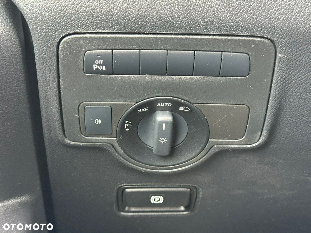 Mercedes-Benz Vito - 19