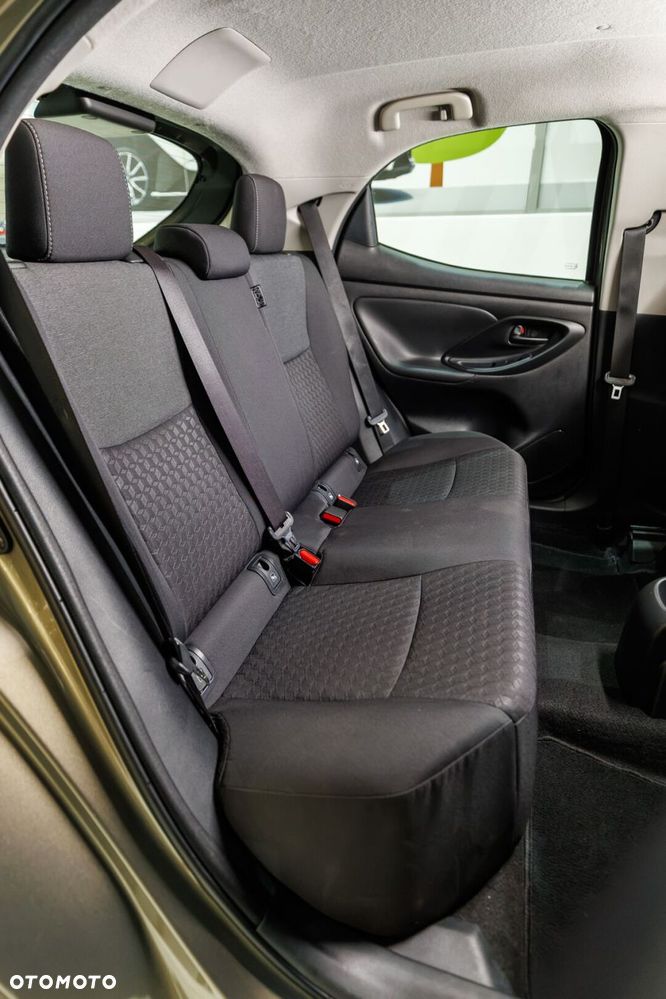 Toyota Yaris - 19