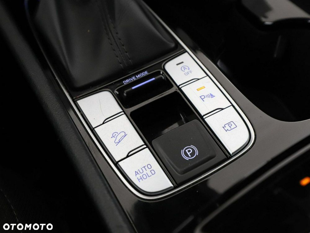 Hyundai Tucson 1.6 CRDi 48V-Hybrid 2WD DCT Select - 33