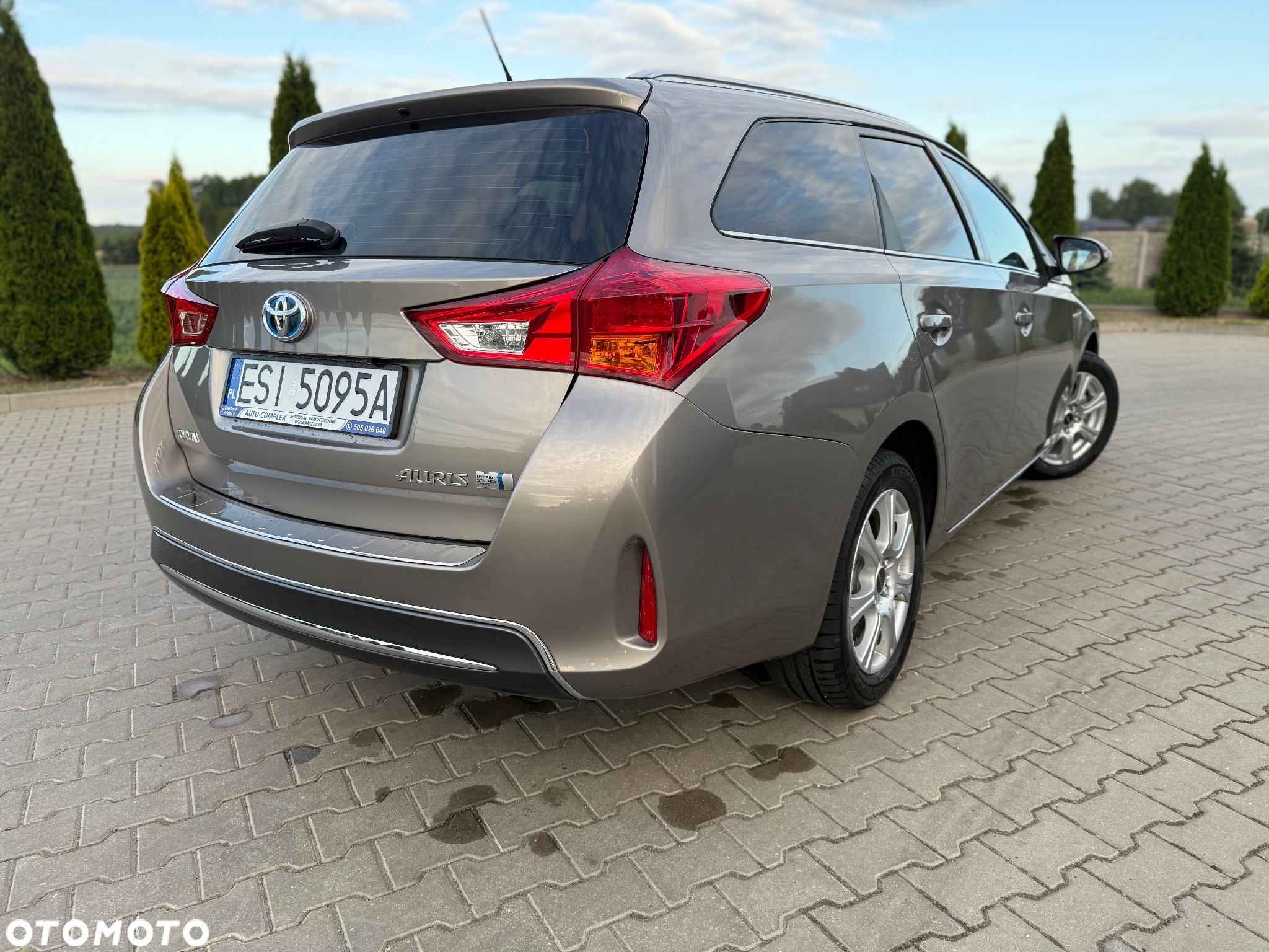 Toyota Auris 1.8 Hybrid Life - 35