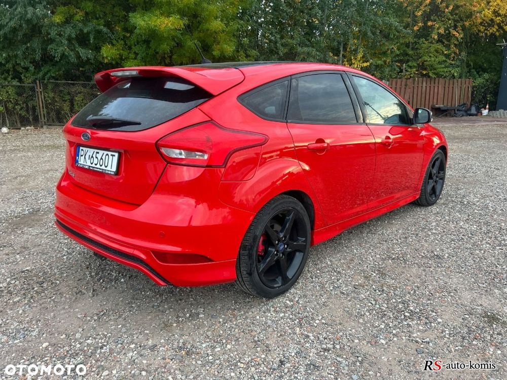 Ford Focus - 10