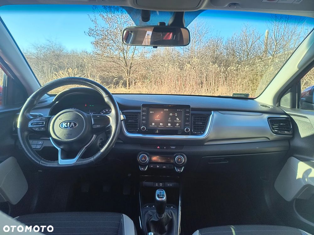 Kia Stonic 1.4 L - 10