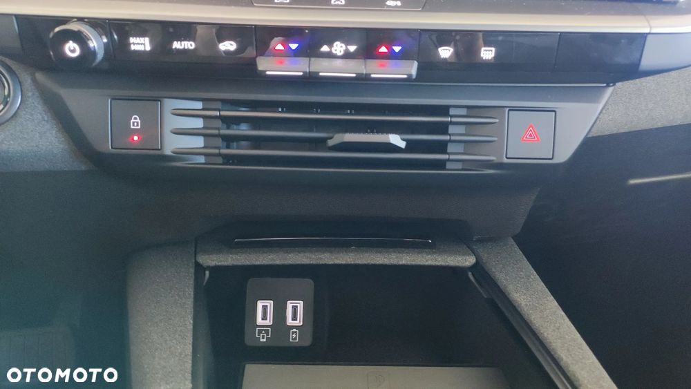 Opel Grandland 1.2 T mHEV GS S&S eDTC6 - 15