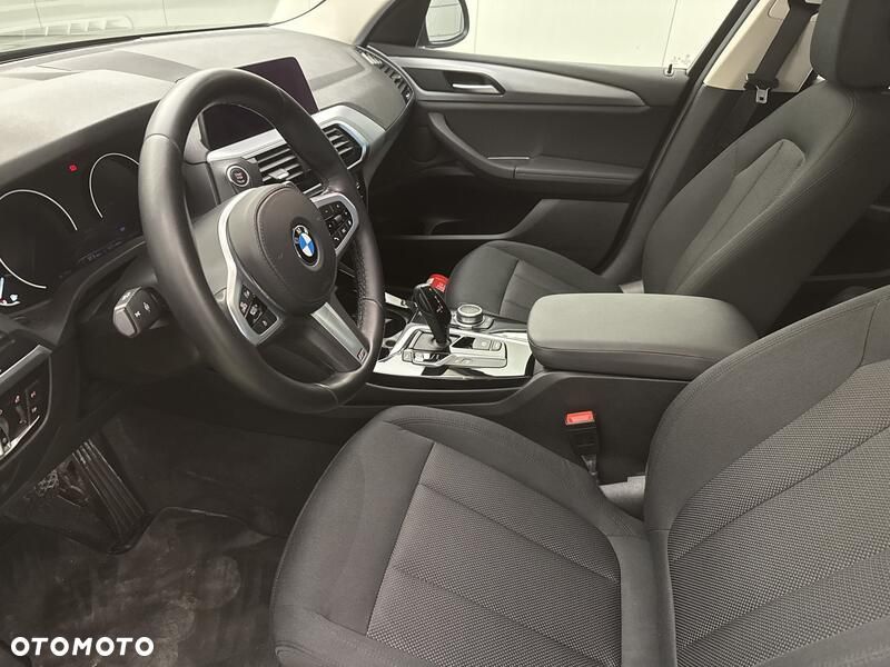 BMW X3 xDrive20i GPF - 11